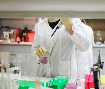 彭章泉科學(xué)家實(shí)驗(yàn)室